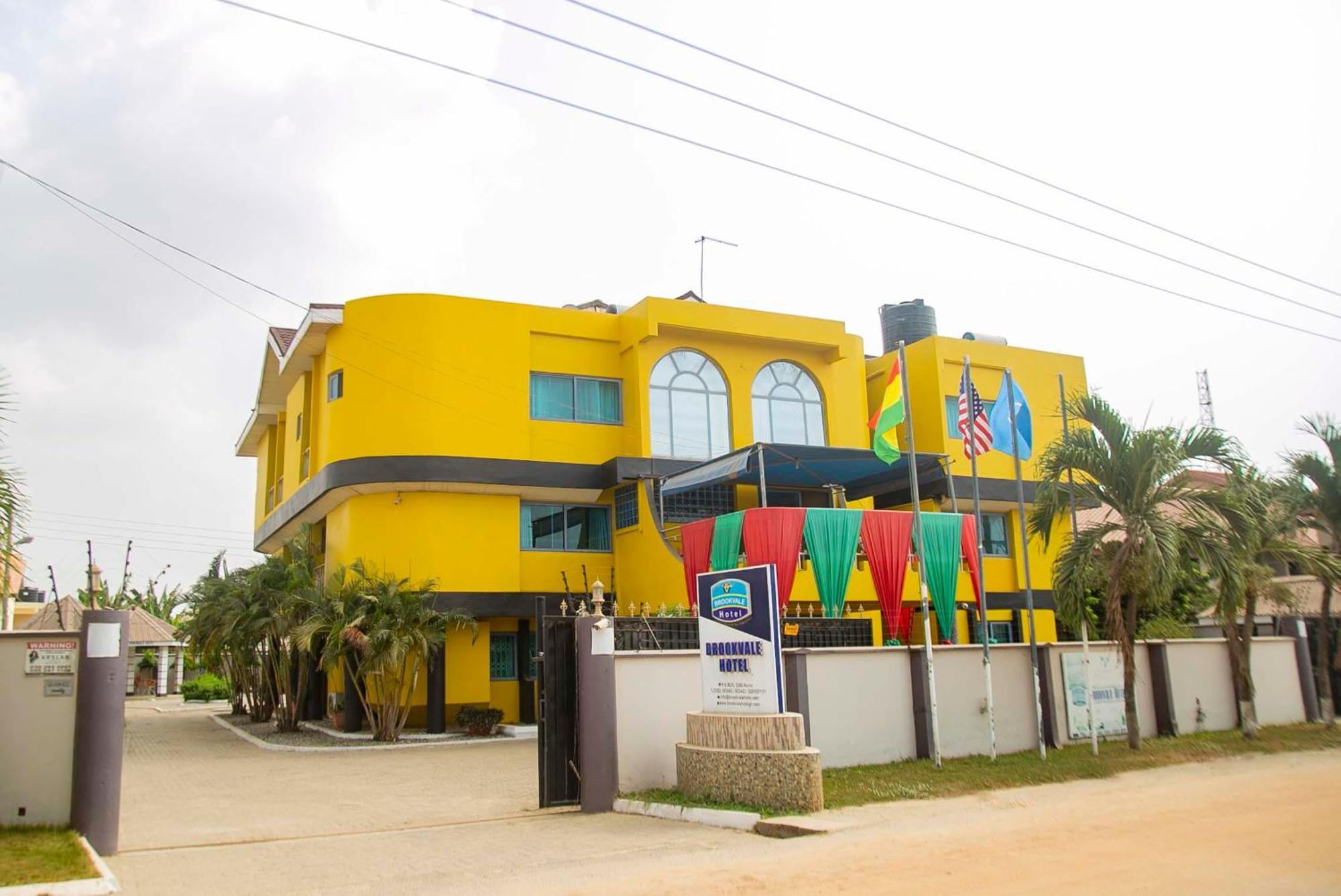 Brookvale Hotel Weija Екстериор снимка