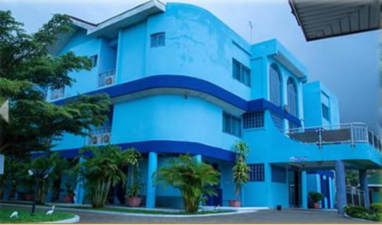 Brookvale Hotel Weija Екстериор снимка